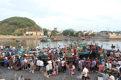 Độc đáo làng chài Nghi Thủy