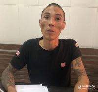 Điều tra tội giết người với bố ngáo đáo ném con xuống đất